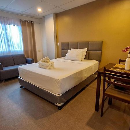 Smart Condominium Bldg, Cagayan De Oro City Eksteriør billede