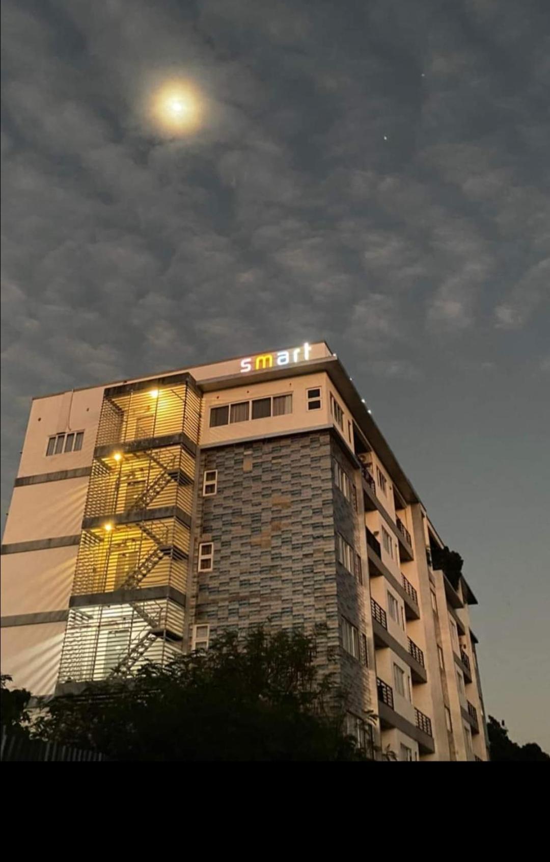 Smart Condominium Bldg, Cagayan De Oro City Eksteriør billede
